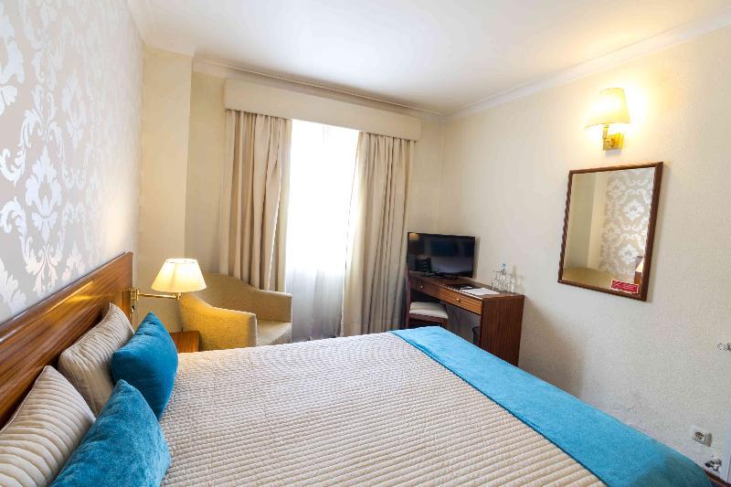 Hotel Eurosol Gouveia Esterno foto
